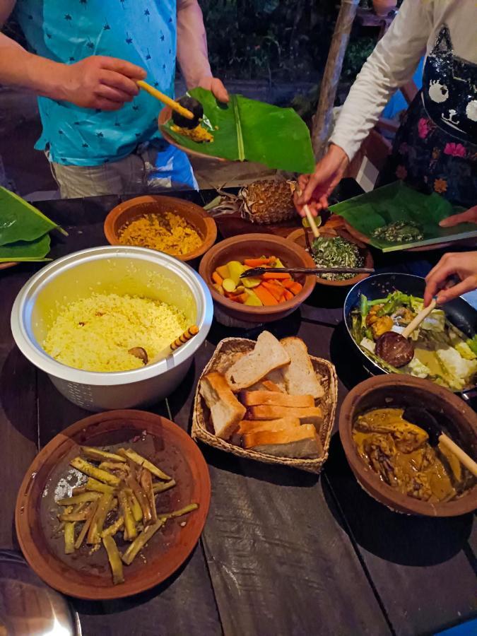 Mamisa Cafe, Home Stay ハバラナ エクステリア 写真
