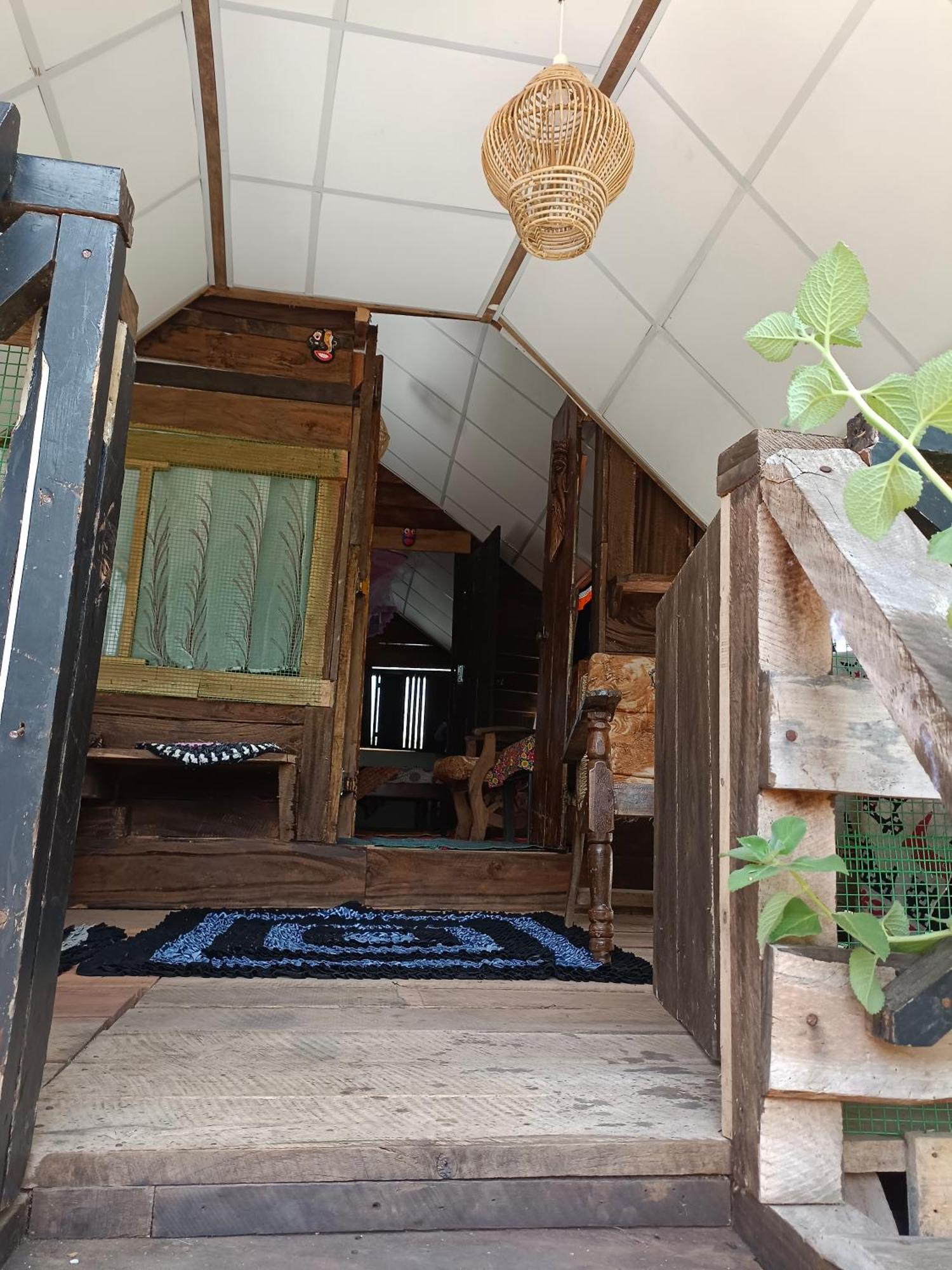 Mamisa Cafe, Home Stay ハバラナ エクステリア 写真
