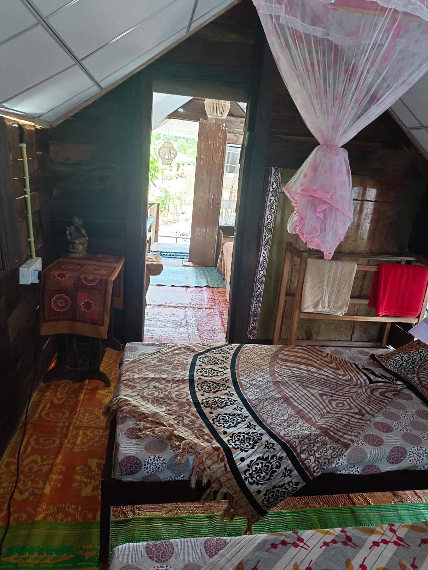 Mamisa Cafe, Home Stay ハバラナ エクステリア 写真